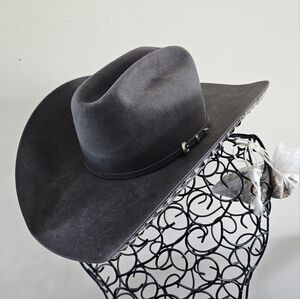 Greeley Granite Grey Studded Hat 7 1/4 Showman